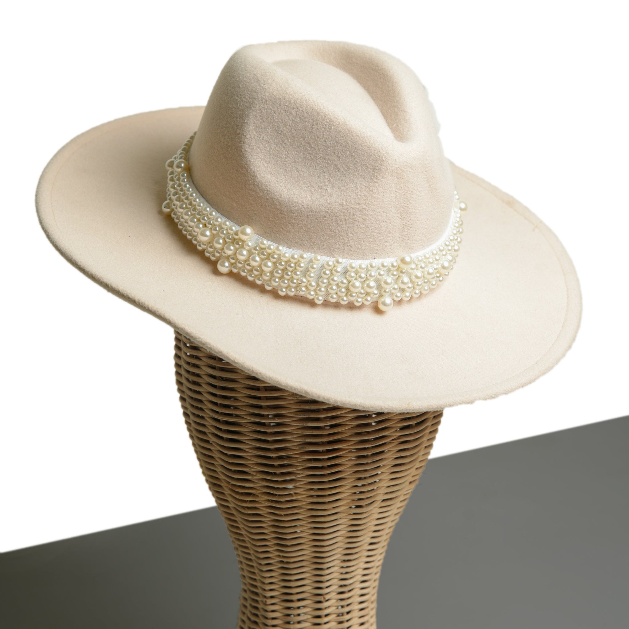 Chokore Pearl embellished Fedora Hat (Beige)