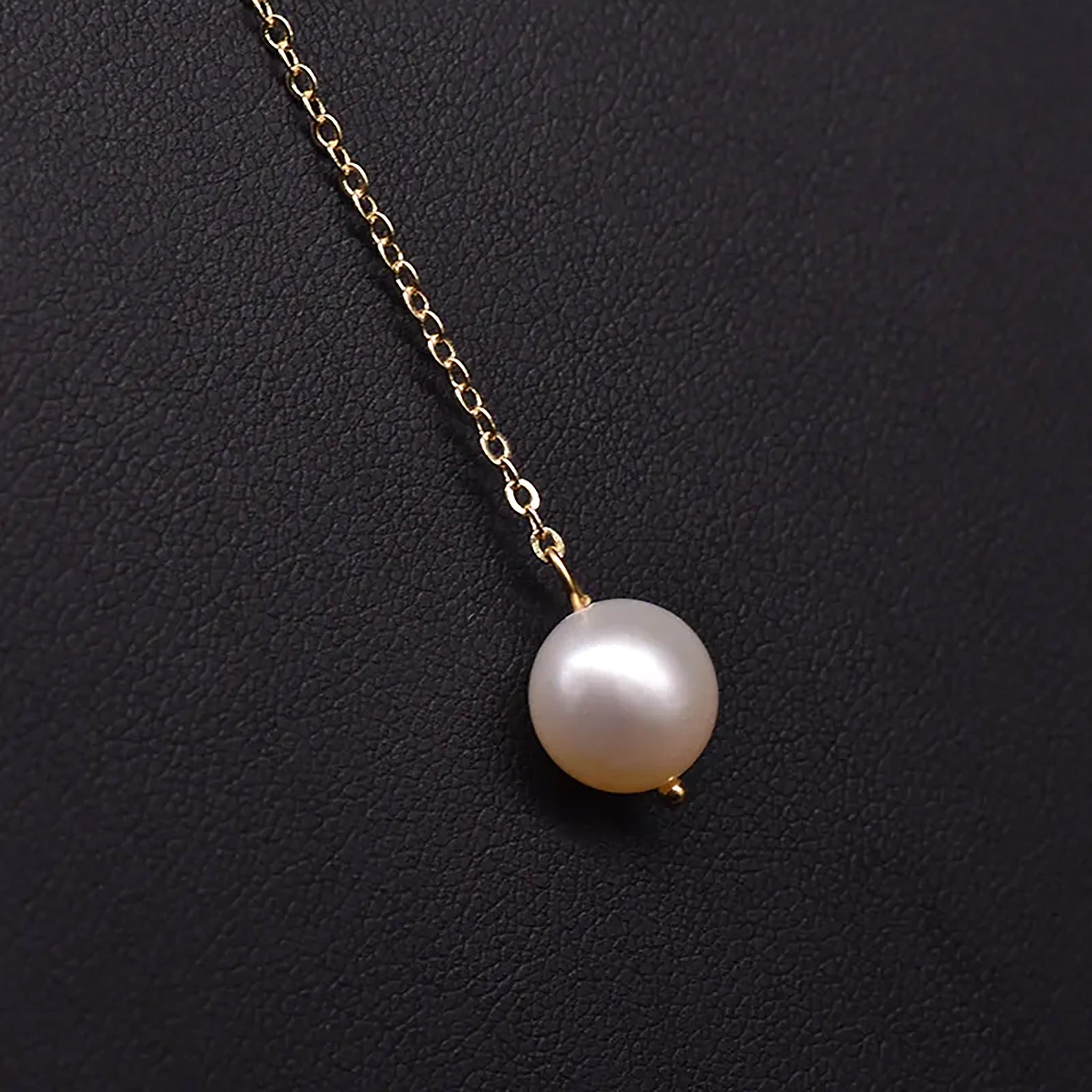 Chokore Minimal Pearl Drop Necklace