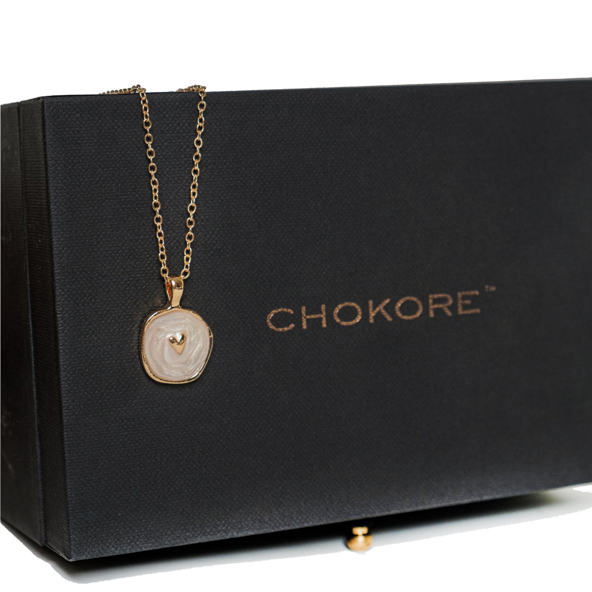 Chokore White Enamel Heart Necklace