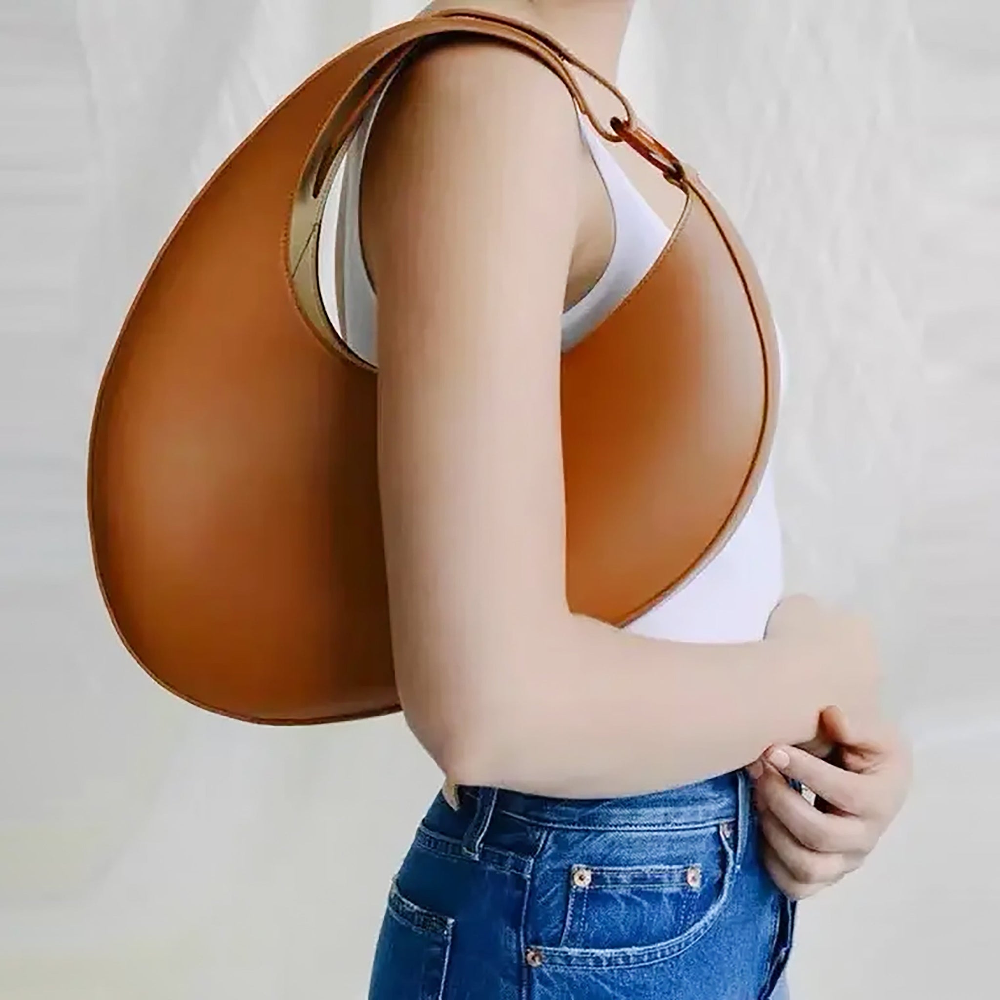 Chokore Crescent-shaped Shoulder Bag (Brown)