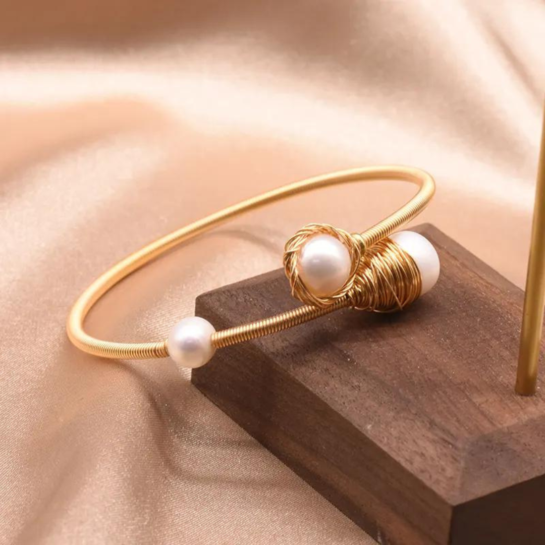 Chokore Freshwater Pearl Bangle Bracelet with Wire detailing