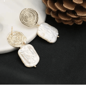 Chokore  Chokore Gold Coil Baroque Water Pearl Earrings (White) 