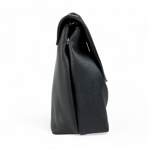 Chokore Chokore Crossbody Bag with Metal Closure (Black) Chokore Crossbody Bag with Metal Closure (Black) 